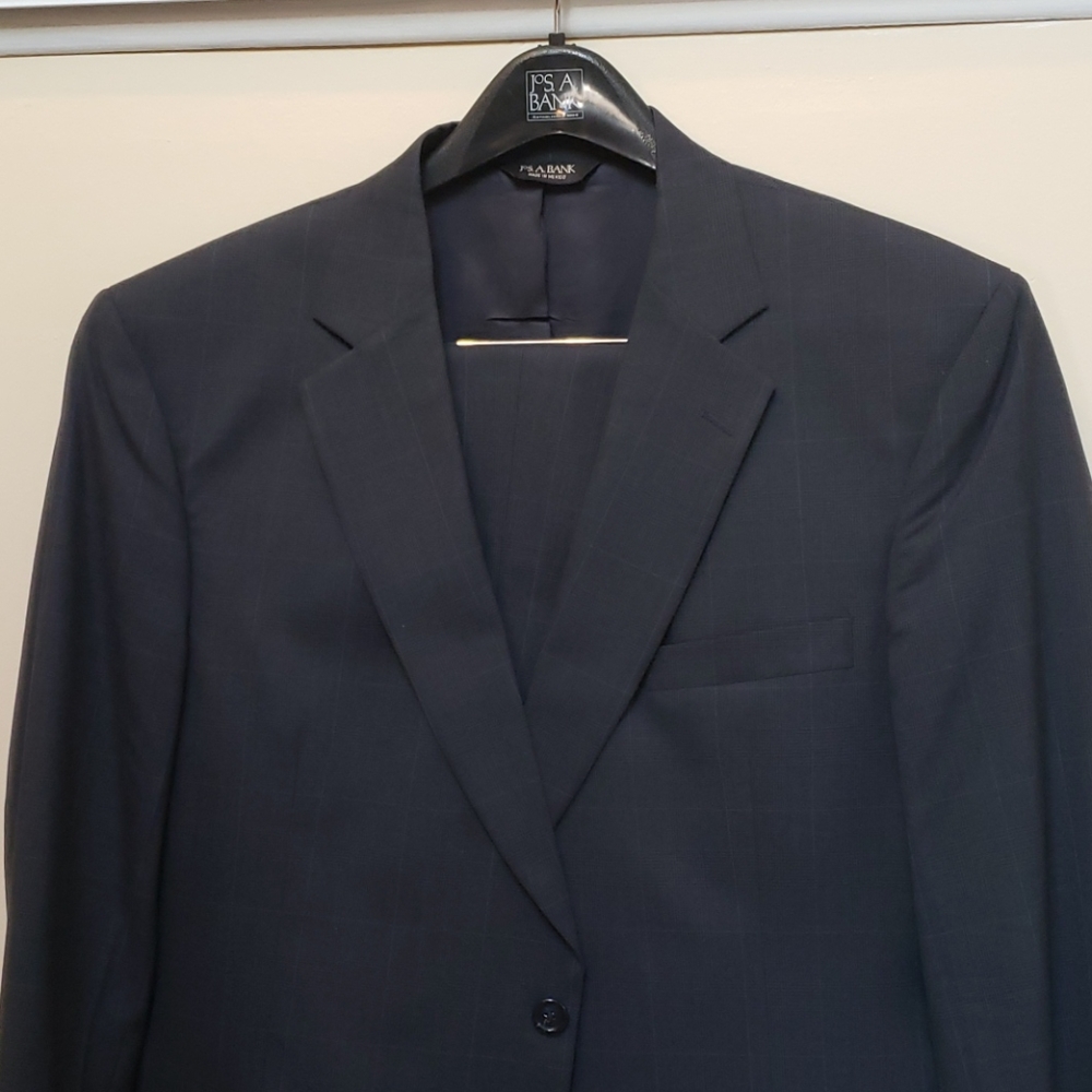 Suit